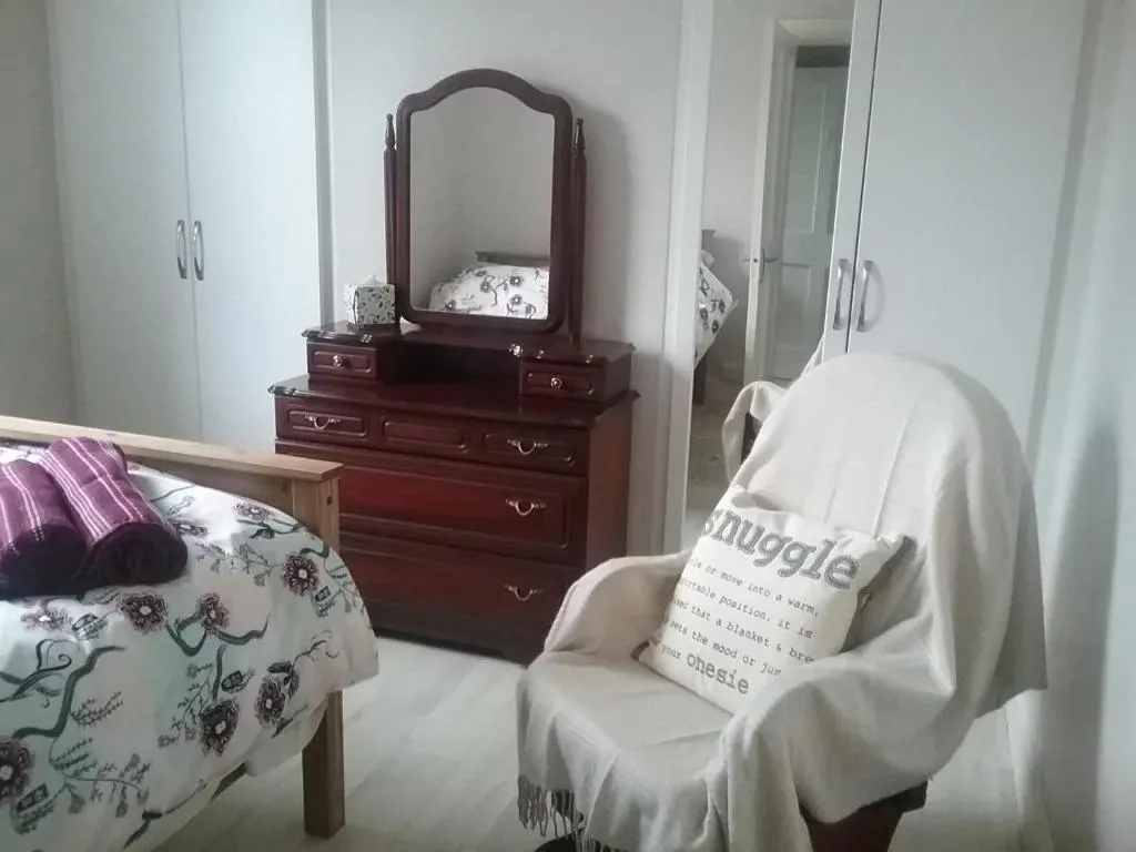 umgall cottage bedroom 1