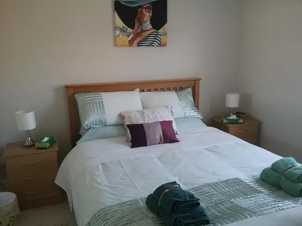umgall malin head self catering bedroom